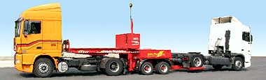 Trailer voor afsleepwerk van trucks..........
