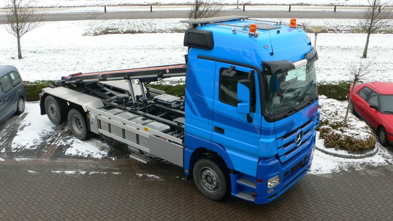 Jos Houtenbos uit Schagen breid uit met.................